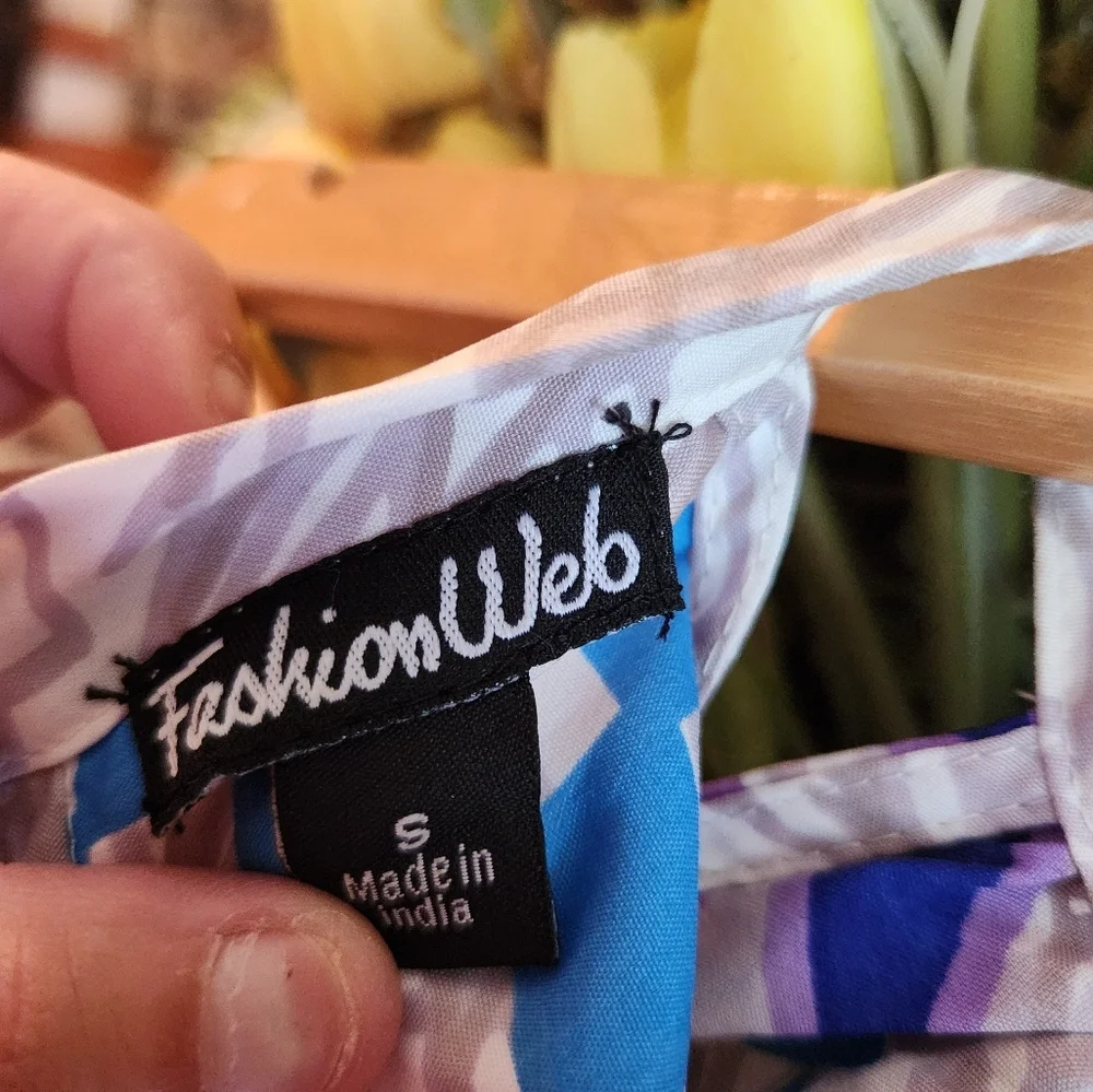 Womens tank - Picture 5 of 7